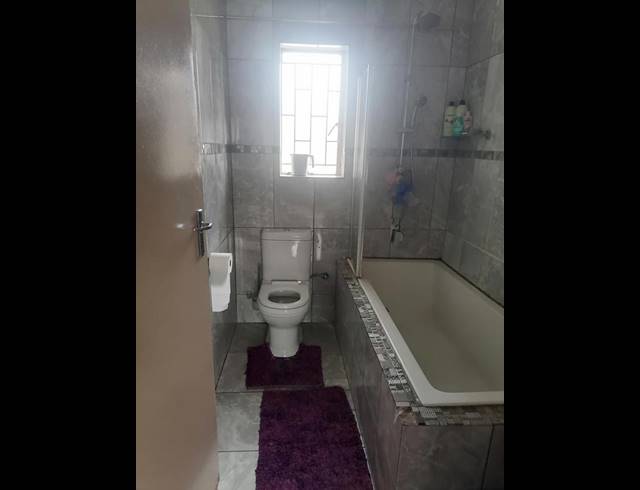 3 BEDROOM HOUSE FOR SALE IN ZAKARIYYA PARK